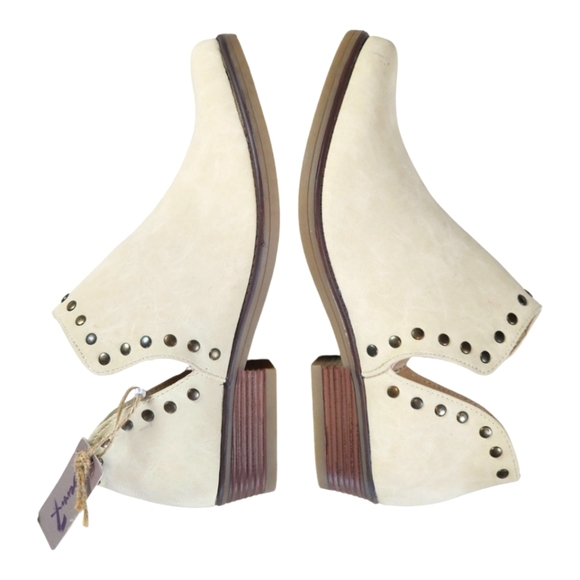 Seven Antonio Bootie 2035 White Studded Western Ankle Boots Size 9 - Picture 6 of 11